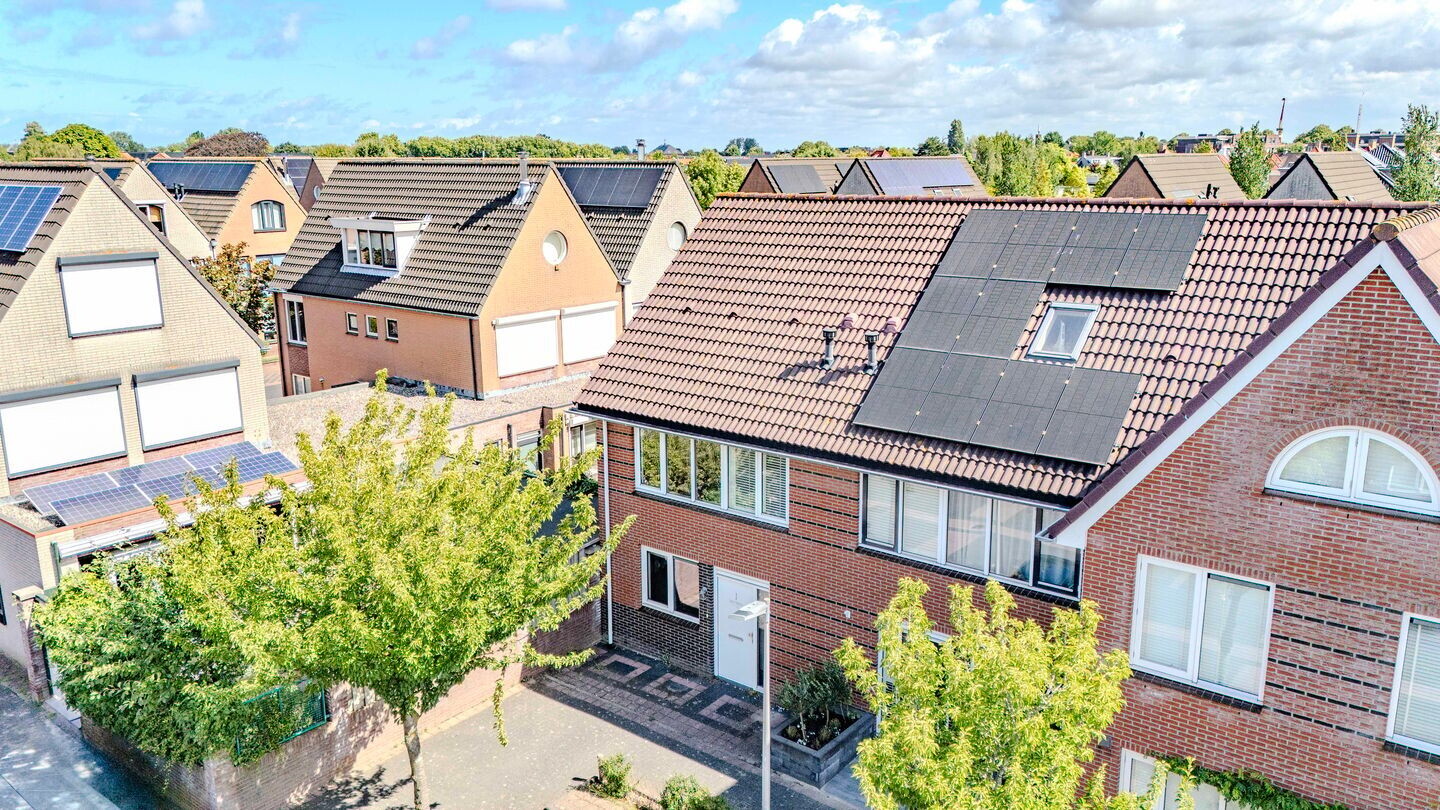Hoekwoning te koop: van der Vliststraat 1, Rijnsburg