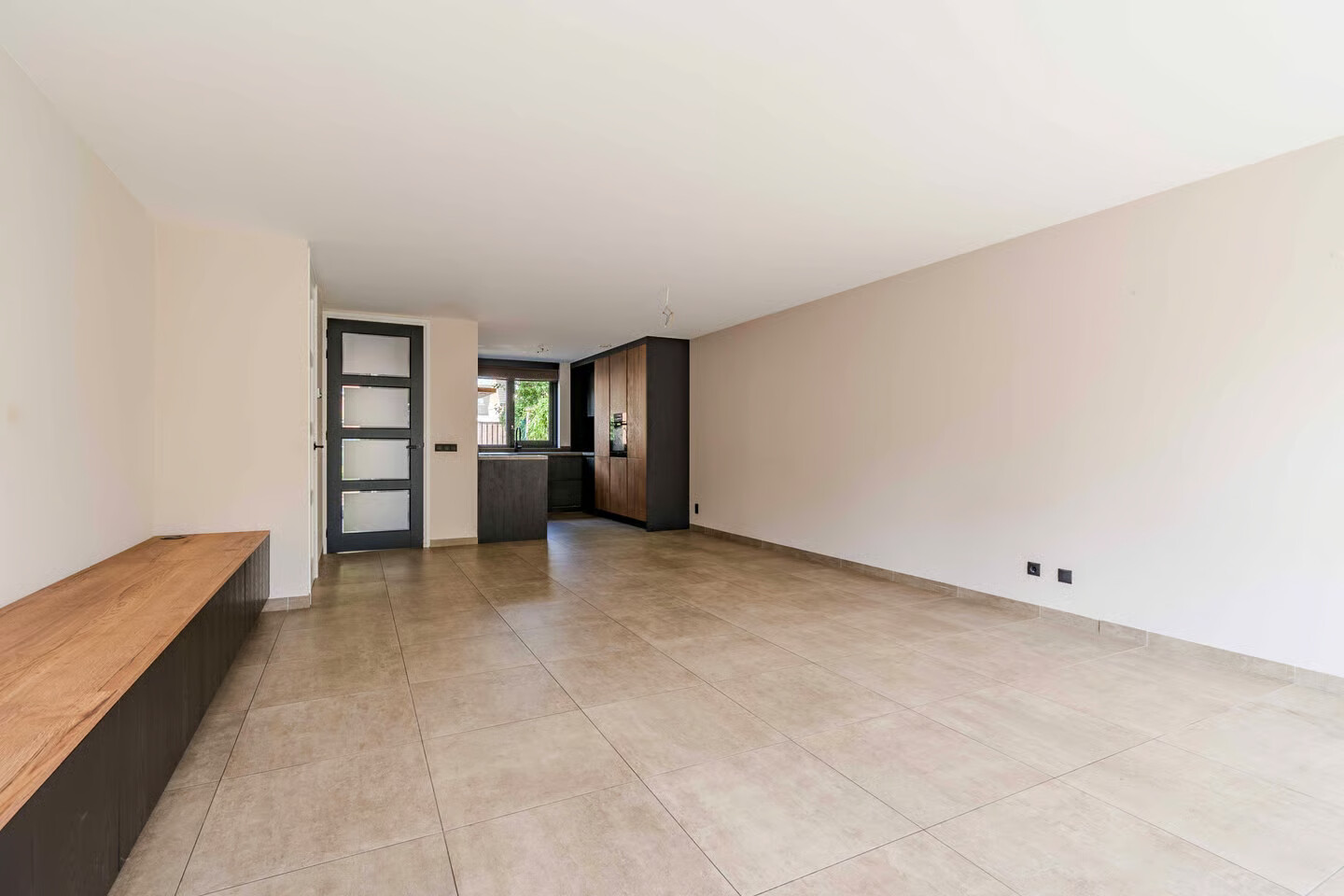 Hoekwoning te koop: van der Vliststraat 1, Rijnsburg