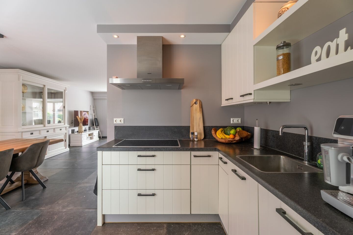 Tussenwoning te koop: De Ruijterstraat 45, Rijnsburg