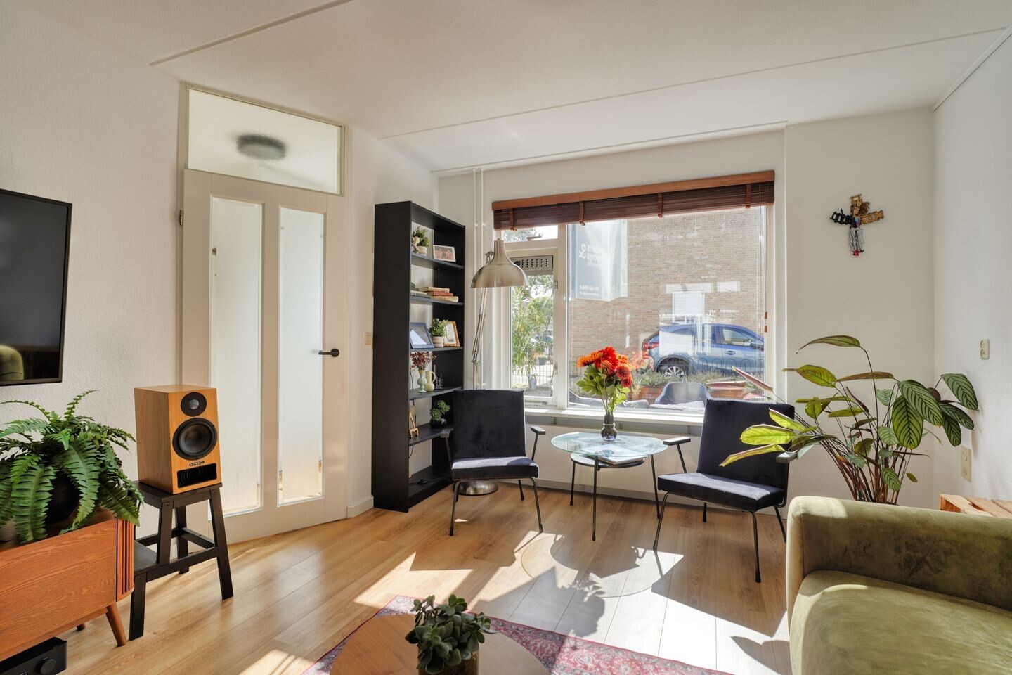 Tussenwoning te koop: Kamperfoelie 35, Rijnsburg