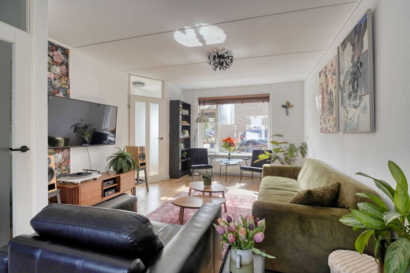 Tussenwoning te koop: Kamperfoelie 35, Rijnsburg