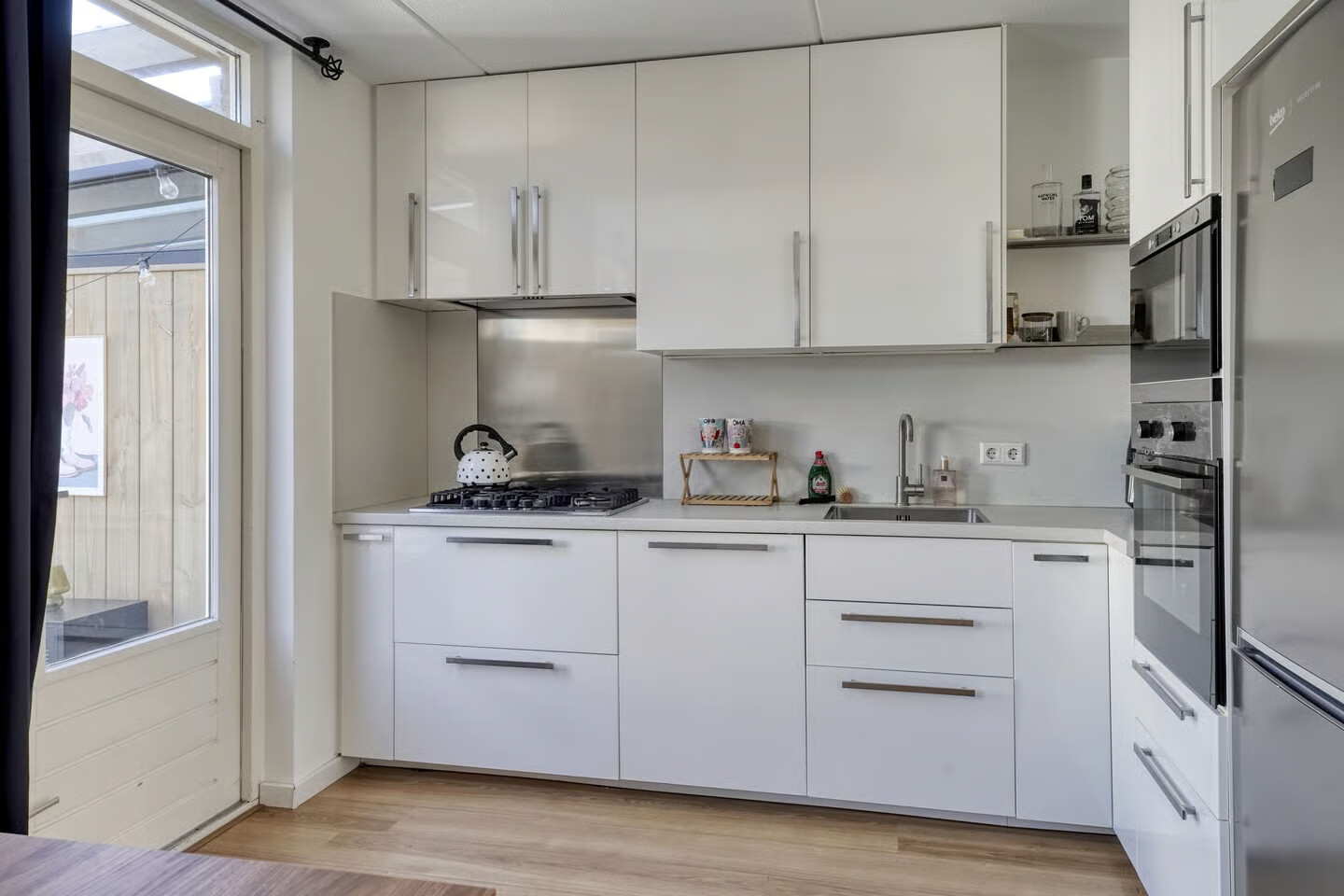 Tussenwoning te koop: Kamperfoelie 35, Rijnsburg