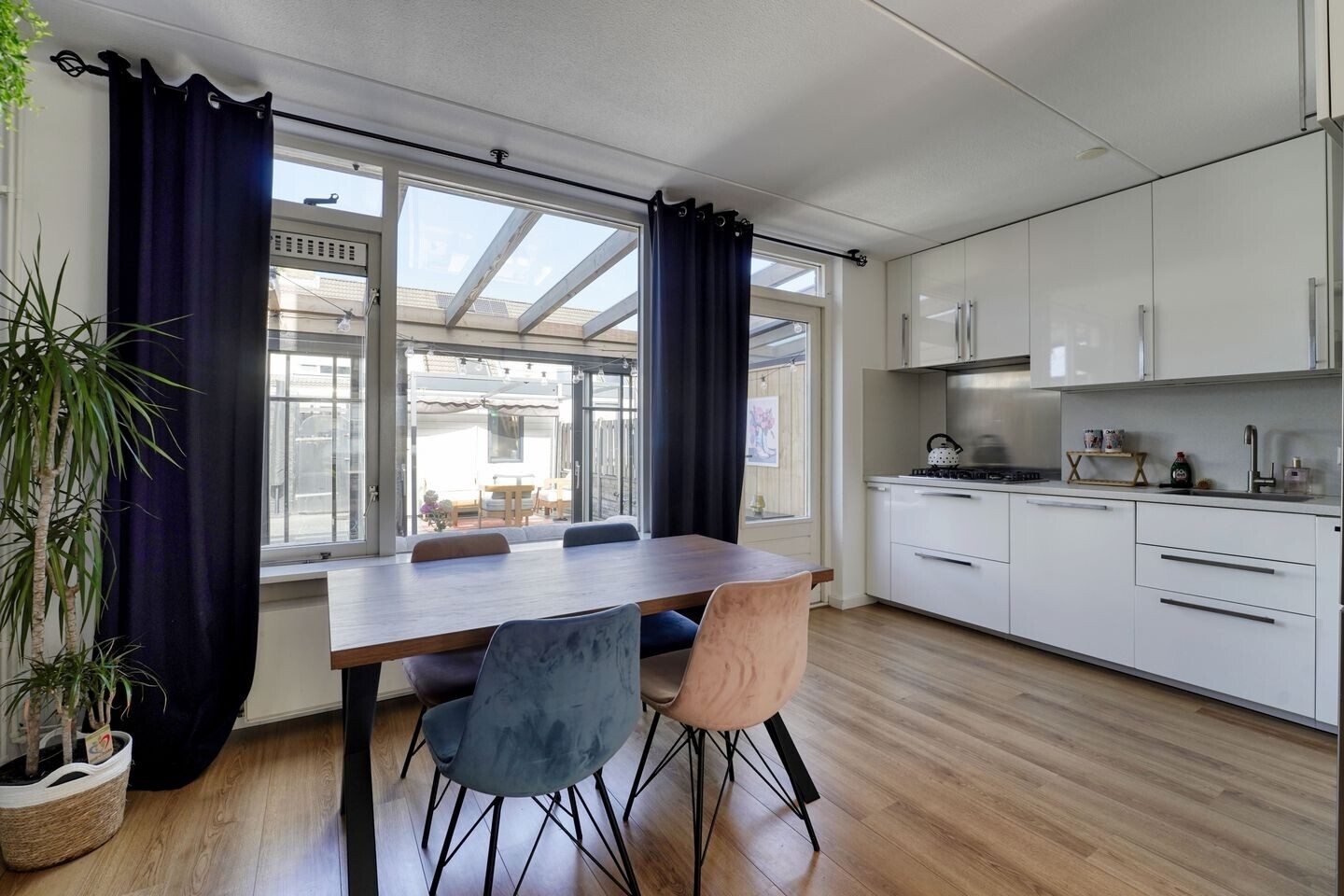 Tussenwoning te koop: Kamperfoelie 35, Rijnsburg