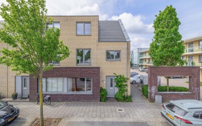 Camphuijsenstraat 2