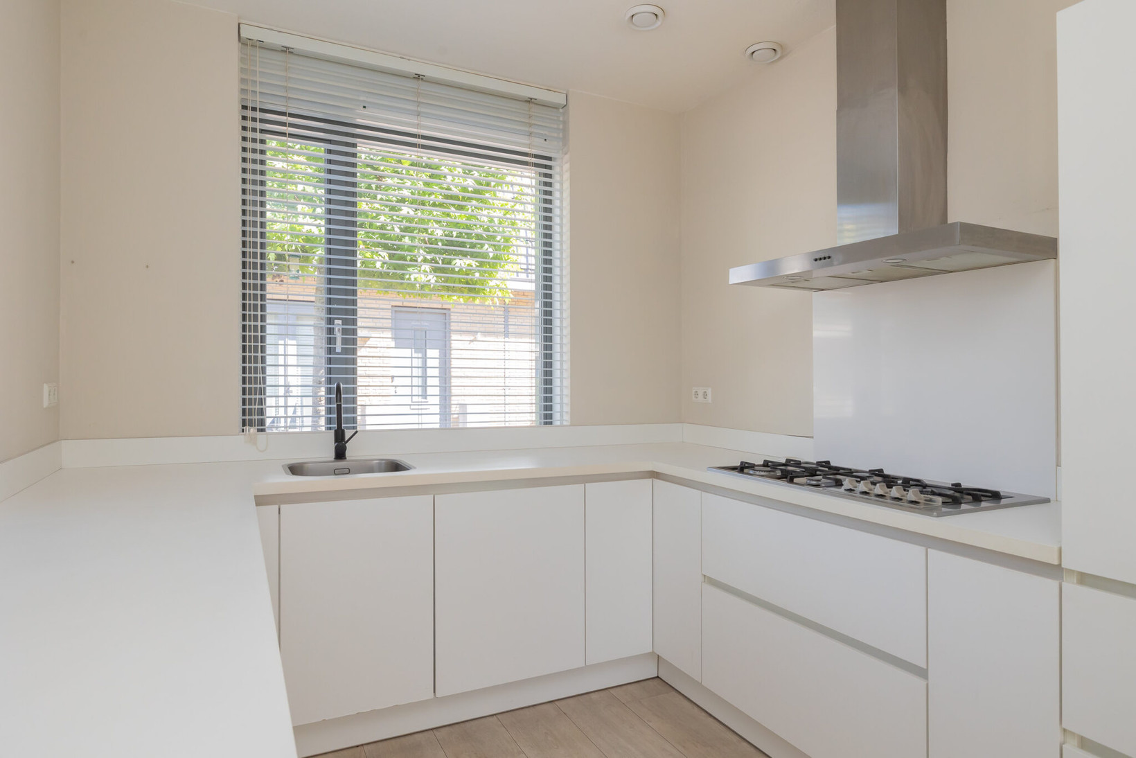 Hoekwoning te koop: Wagenaarstraat 22, Rijnsburg
