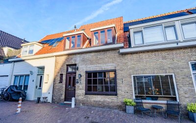 Lange Commandeurstraat 6