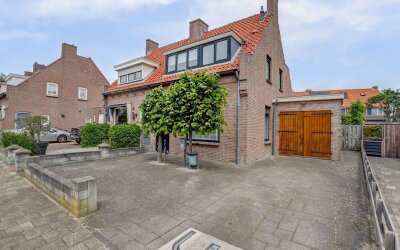 Burgemeester Lotsystraat 24