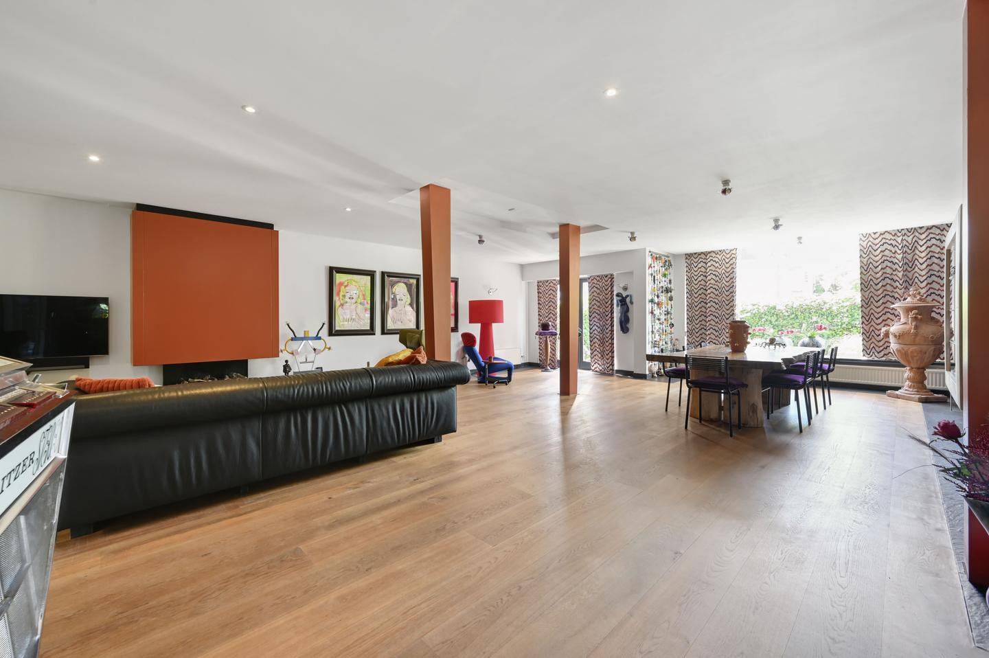 Vrijstaande woning te koop: Van Zuylen van Nijeveltstraat 12, Wassenaar