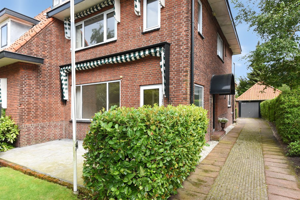 Twee-onder-één-kap te huur: Jonkerlaan 71, Wassenaar