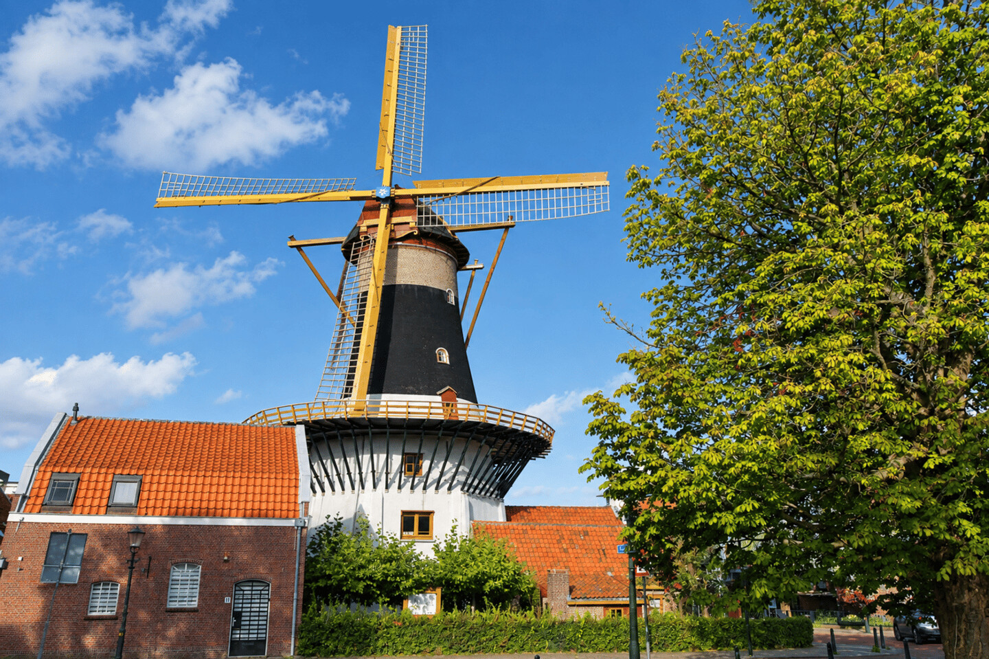 Hoekwoning te koop: Korenlaan 8, Wassenaar