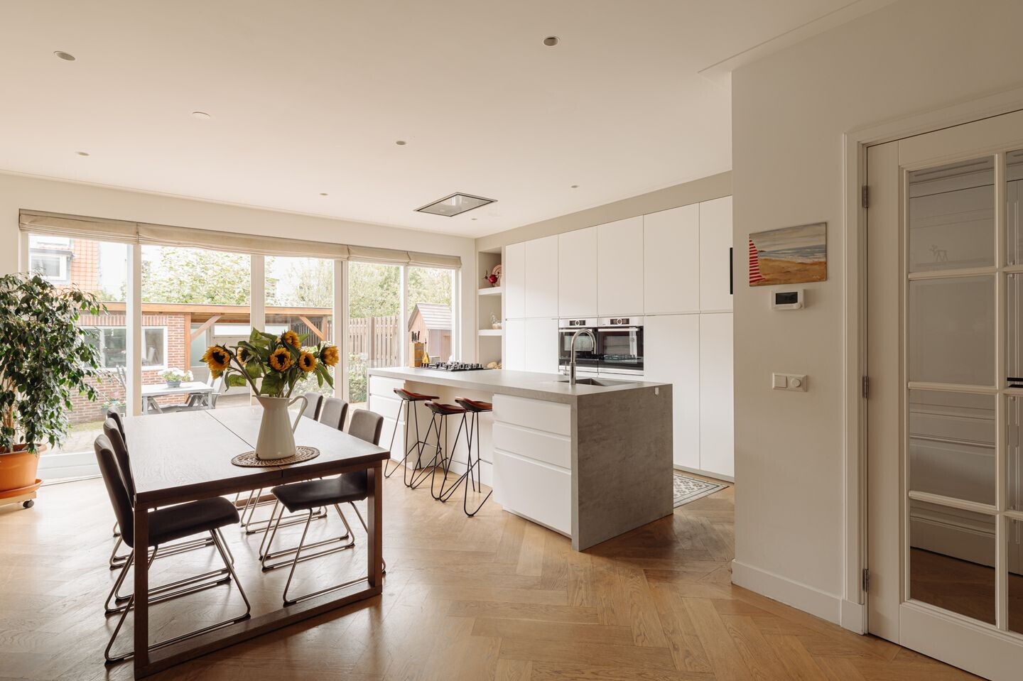 Tussenwoning te koop: Van Zuylen van Nijeveltstraat 278, Wassenaar