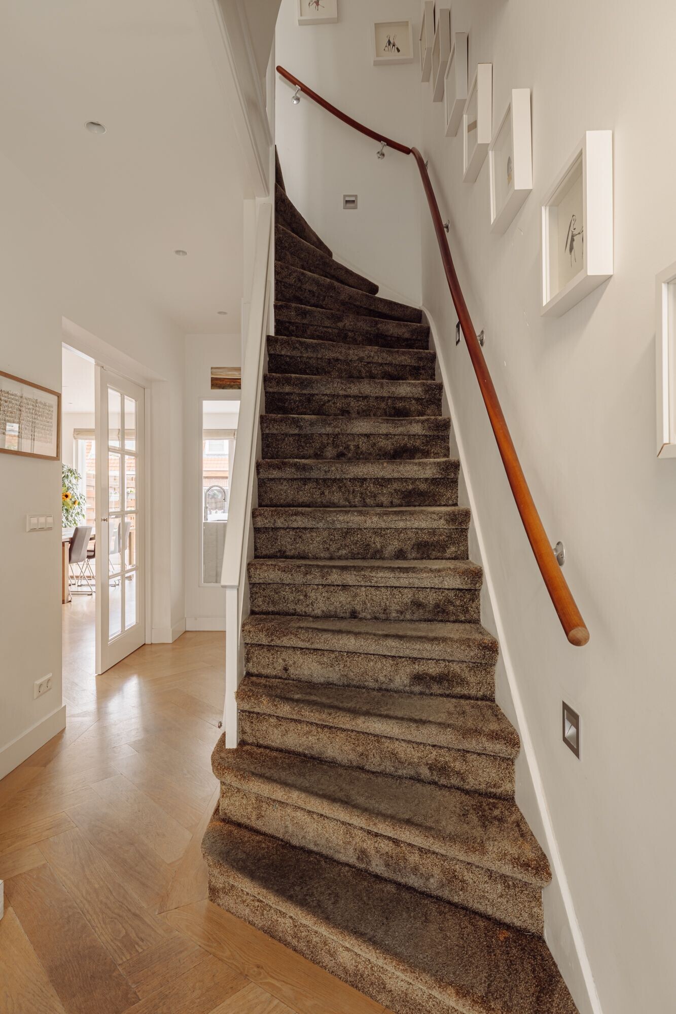 Tussenwoning te koop: Van Zuylen van Nijeveltstraat 278, Wassenaar