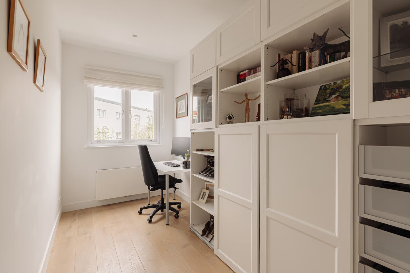 Tussenwoning te koop: Van Zuylen van Nijeveltstraat 278, Wassenaar