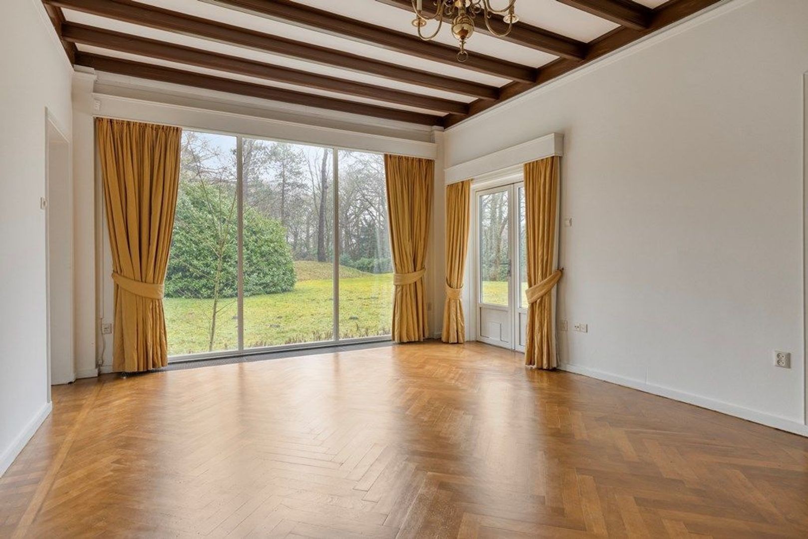 Appartement te huur: Zijdeweg 42, Wassenaar