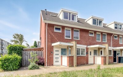 Jan Steenla. 4-F