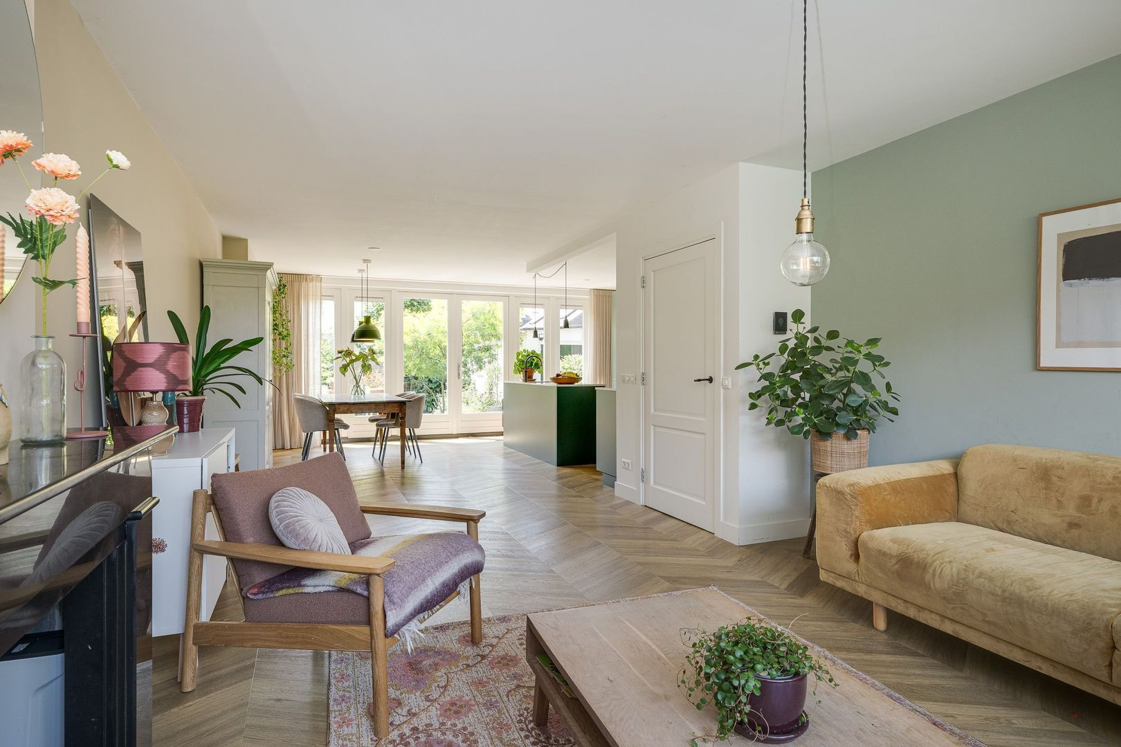 Hoekwoning te koop: Vondelstraat 2, Voorschoten