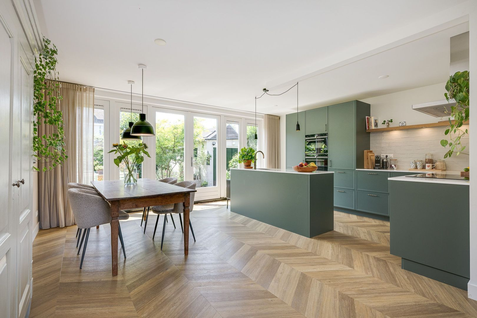 Hoekwoning te koop: Vondelstraat 2, Voorschoten