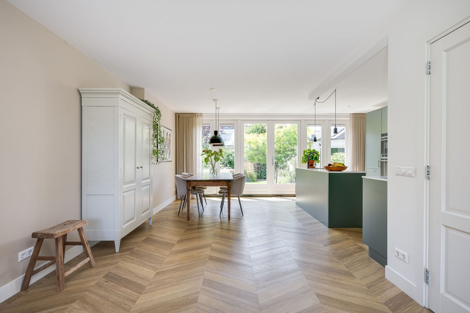 Hoekwoning te koop: Vondelstraat 2, Voorschoten
