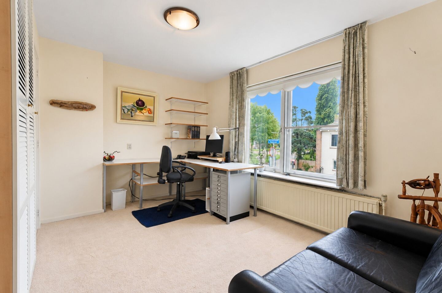 Tussenwoning te koop: Jan Pieterszoon Coenstraat 27, Voorschoten