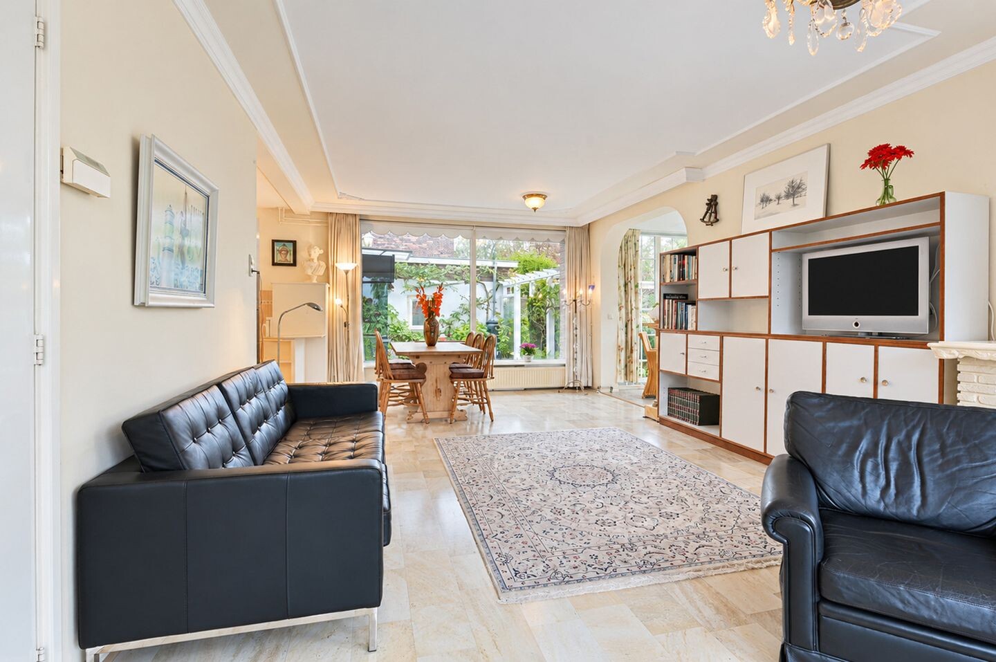 Tussenwoning te koop: Jan Pieterszoon Coenstraat 27, Voorschoten