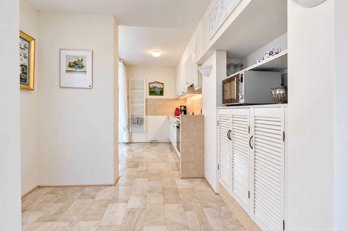 Tussenwoning te koop: Jan Pieterszoon Coenstraat 27, Voorschoten