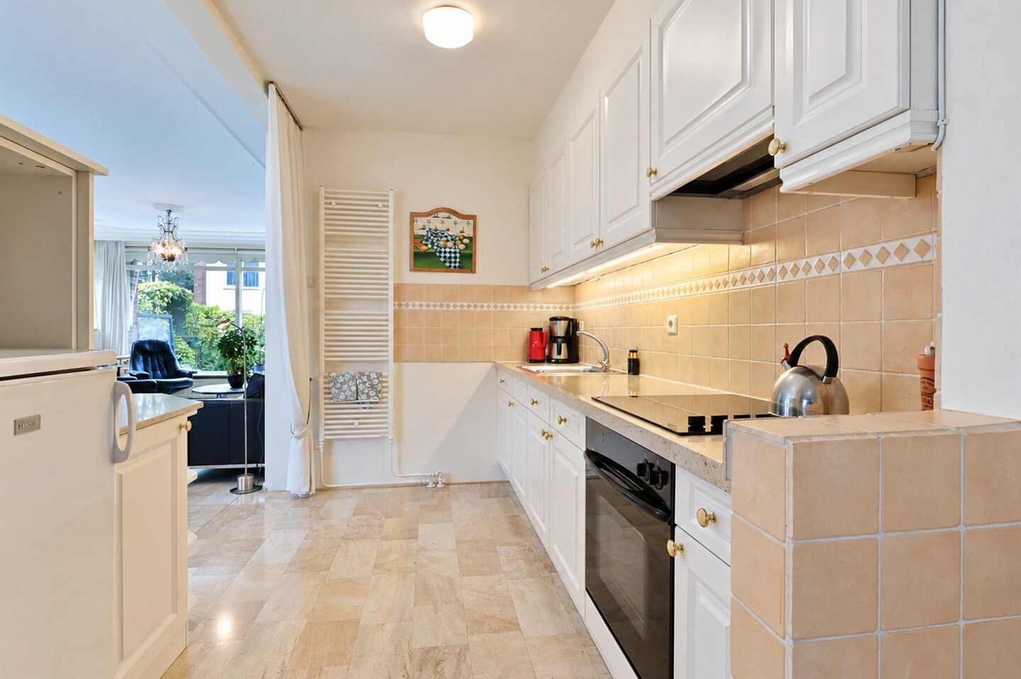 Tussenwoning te koop: Jan Pieterszoon Coenstraat 27, Voorschoten
