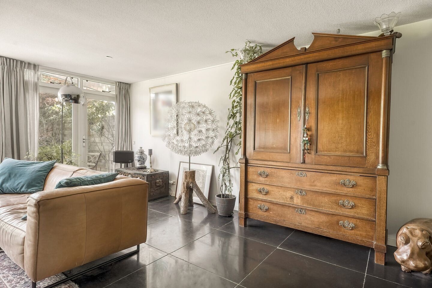 Tussenwoning te koop: Cor van Osnabruggelaan 30, Voorschoten