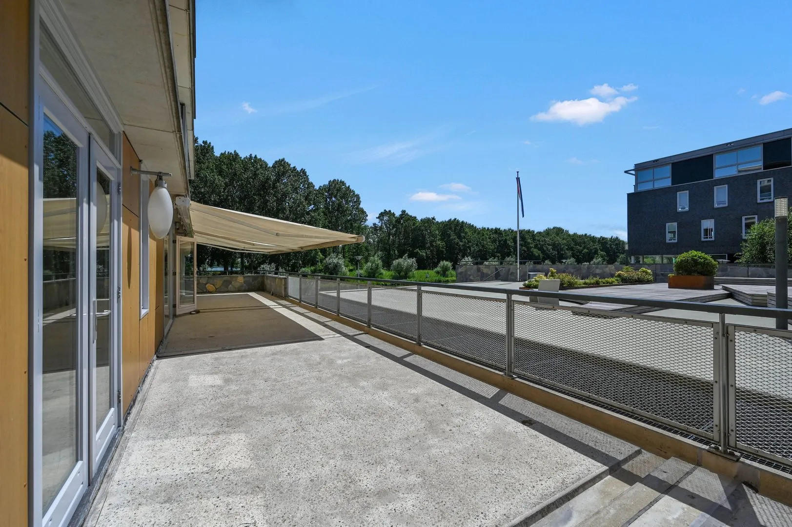 Appartement te koop: Hofvliet 15, Voorschoten
