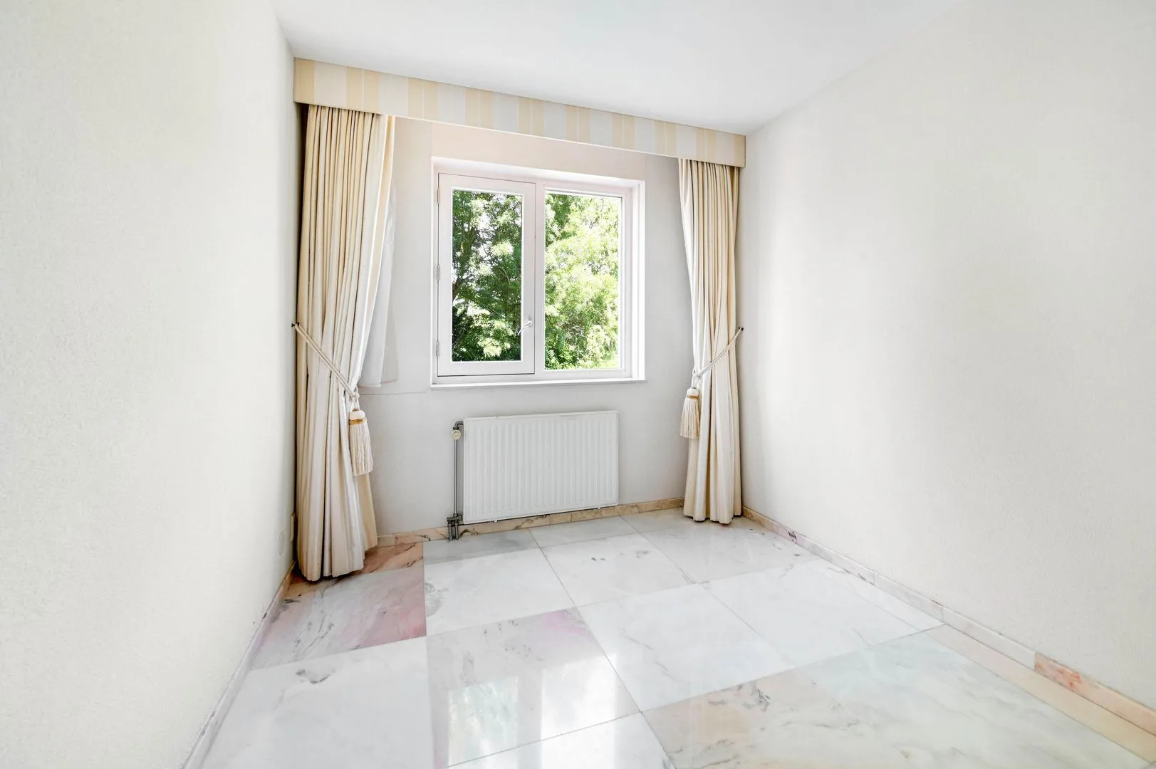 Appartement te koop: Hofvliet 15, Voorschoten