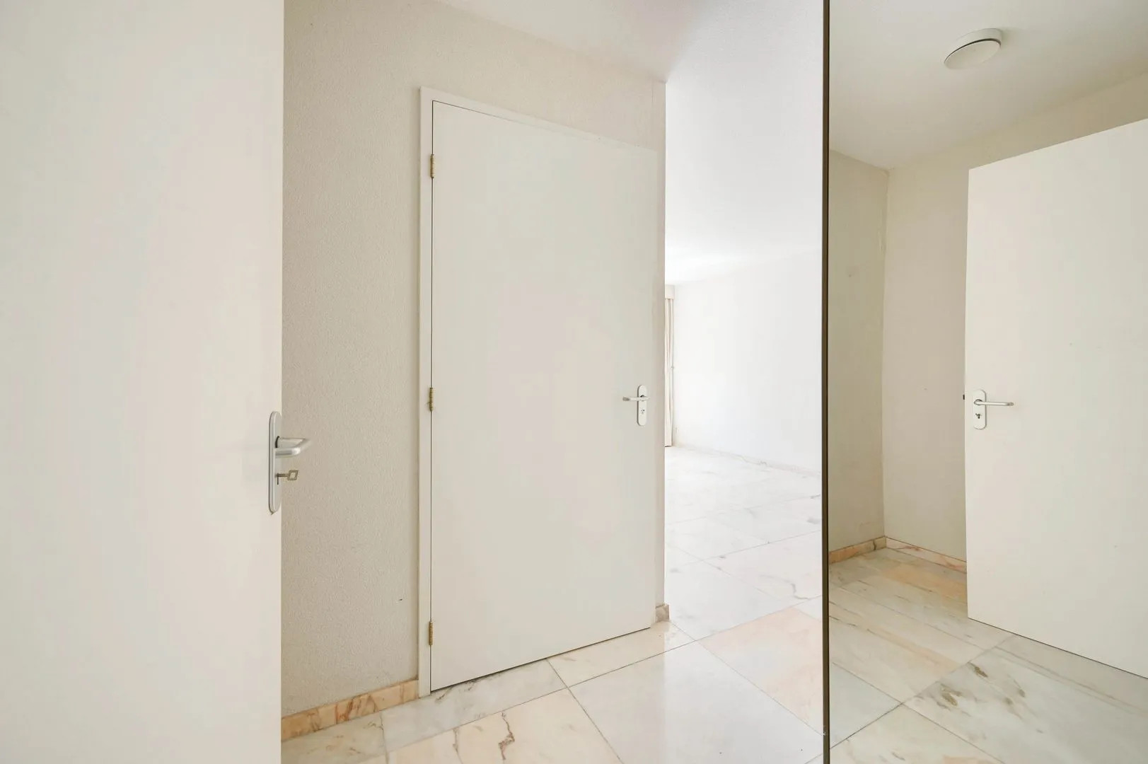 Appartement te koop: Hofvliet 15, Voorschoten