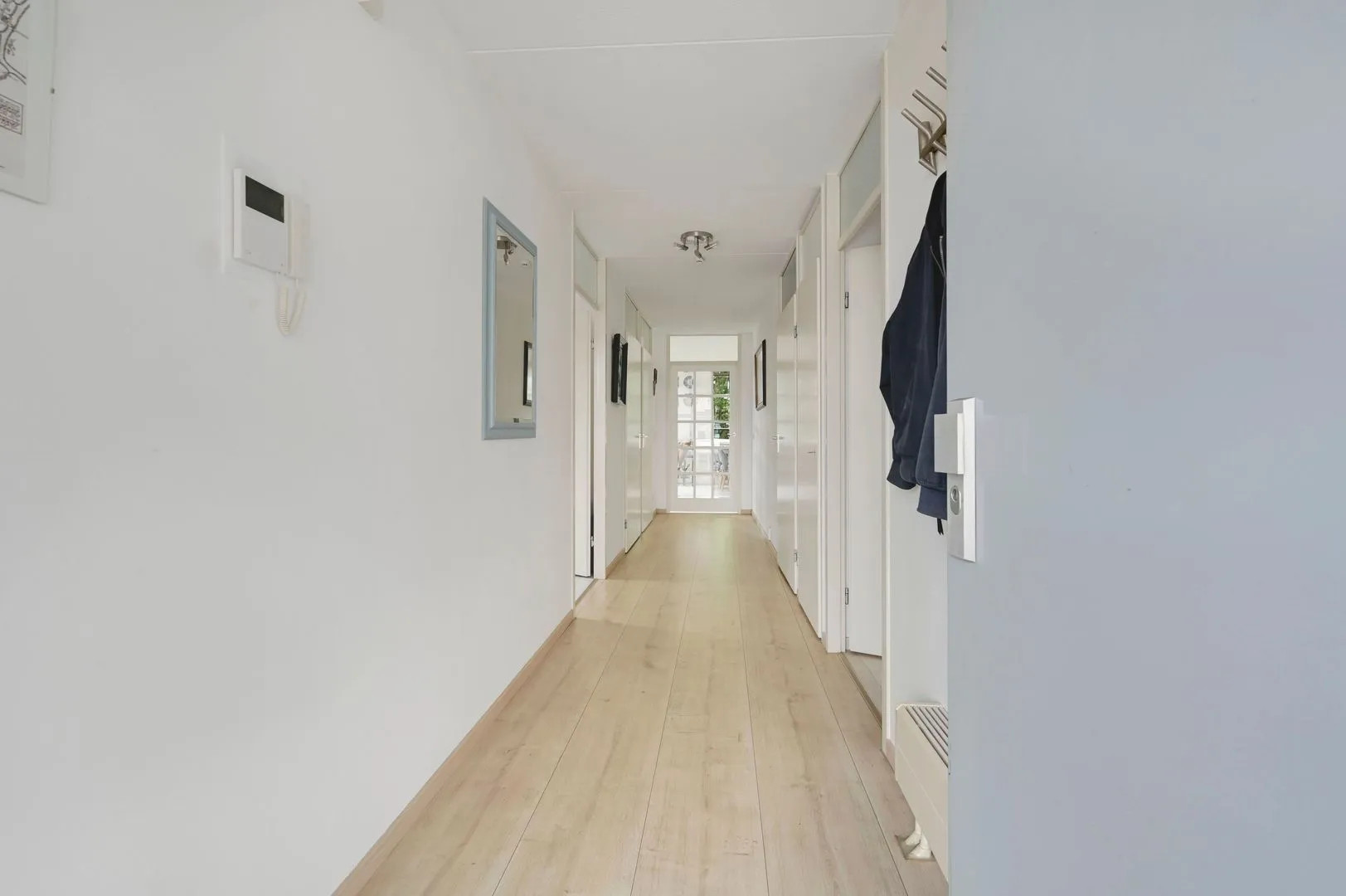 Appartement te koop: Vlietzicht 50, Voorschoten