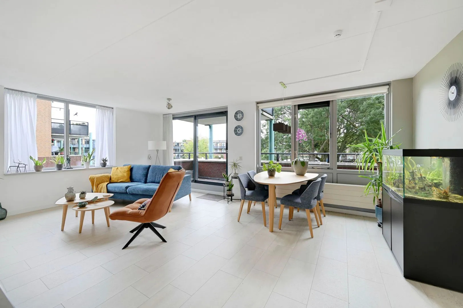 Appartement te koop: Vlietzicht 50, Voorschoten