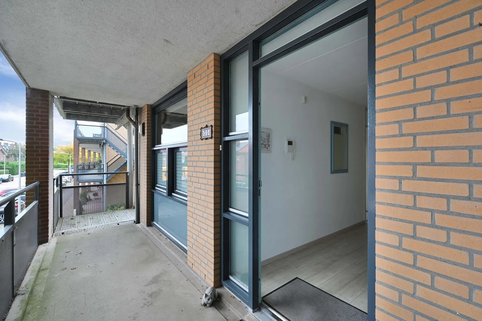 Appartement te koop: Vlietzicht 50, Voorschoten