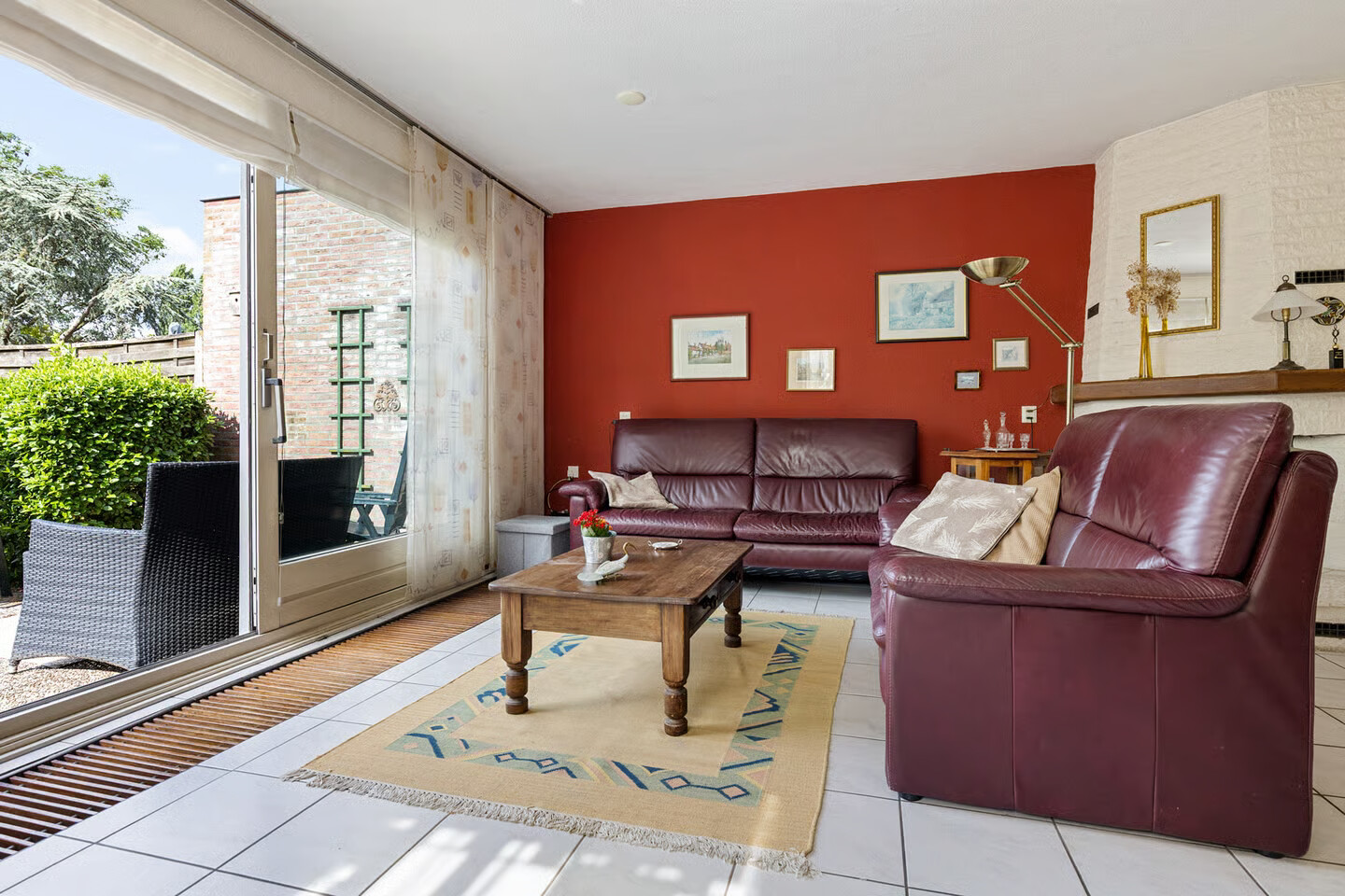 Hoekwoning te koop: Suze Groenewegerf 17, Voorschoten