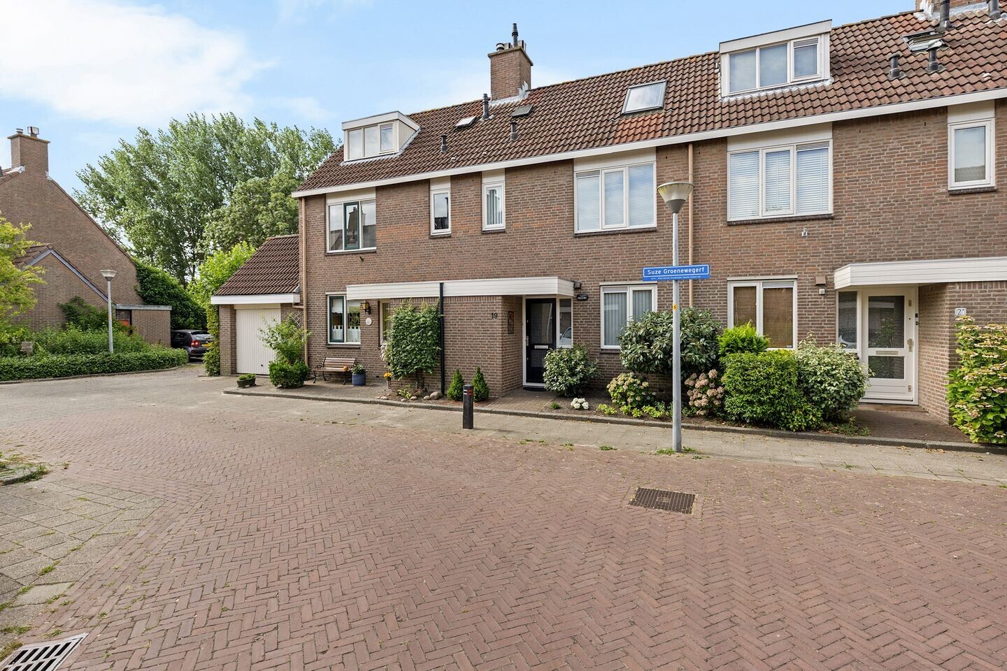 Hoekwoning te koop: Suze Groenewegerf 17, Voorschoten