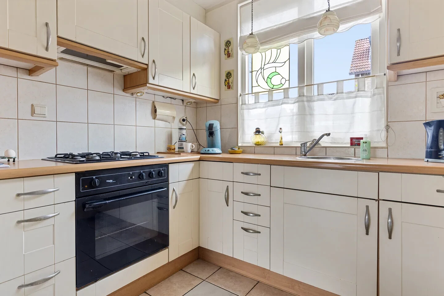 Hoekwoning te koop: Suze Groenewegerf 17, Voorschoten