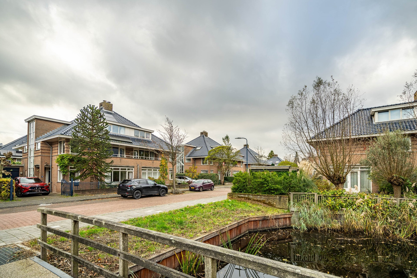 Tussenwoning te koop: Karekietlaan 9, Leidschendam