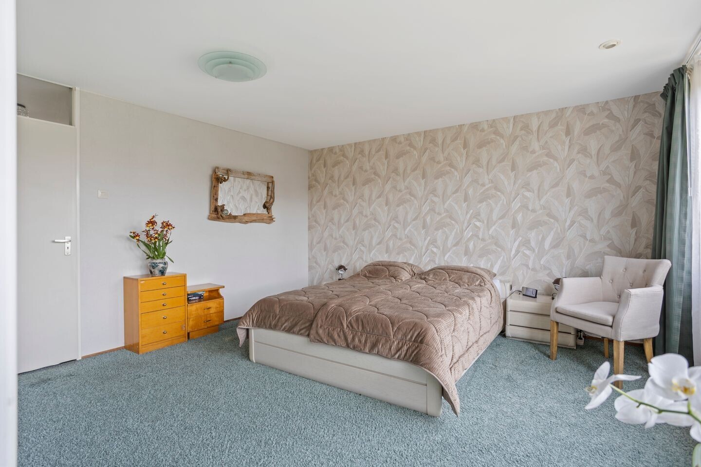 Tussenwoning te koop: Doornenburg 25, Leidschendam