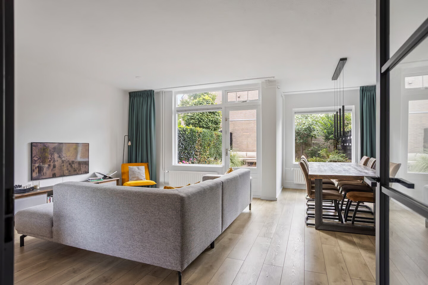 Tussenwoning te koop: Wildenborch 32, Leidschendam