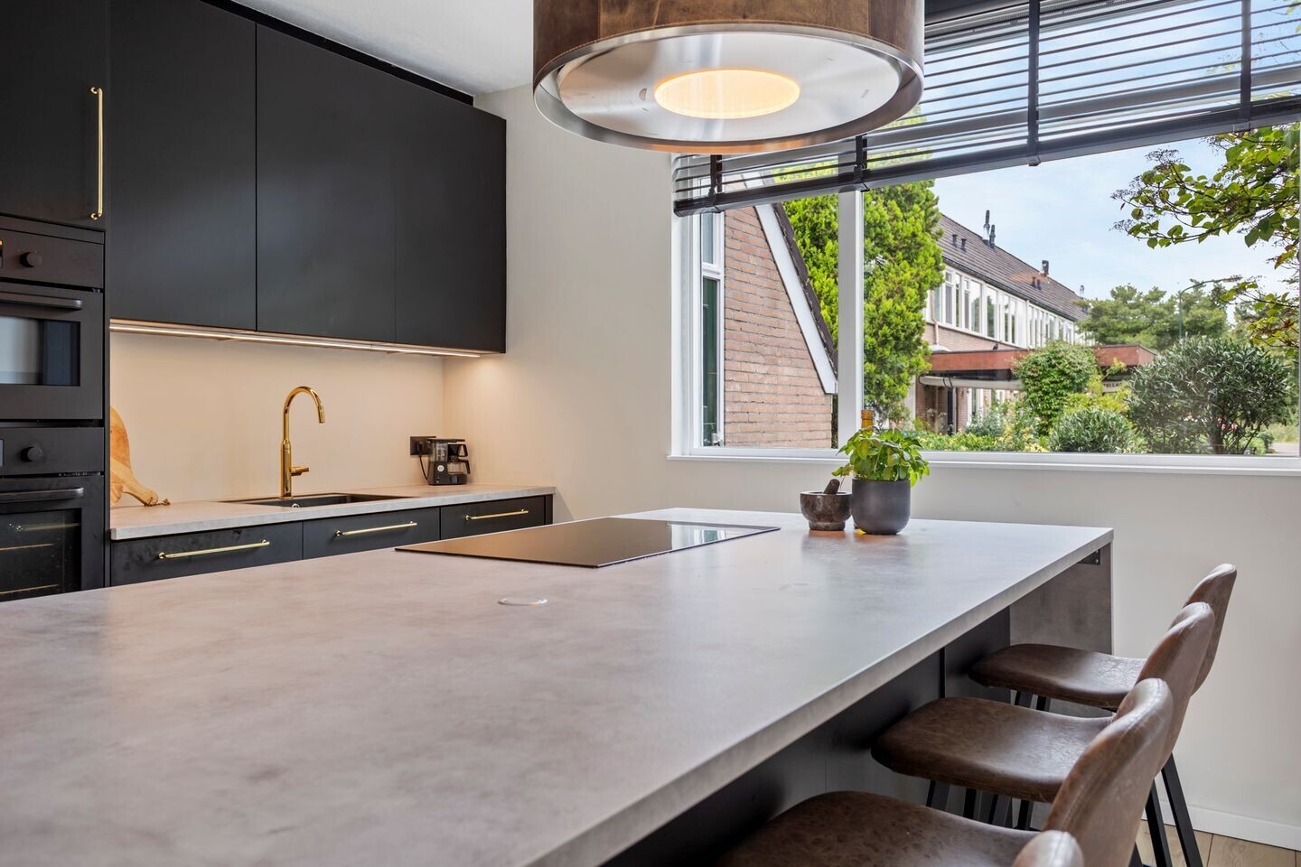 Tussenwoning te koop: Wildenborch 32, Leidschendam