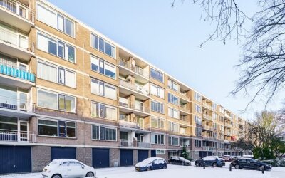 Burgemeester Caan van Necklaan 348