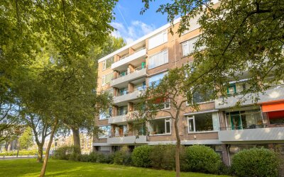 Burgemeester Caan van Necklaan 690