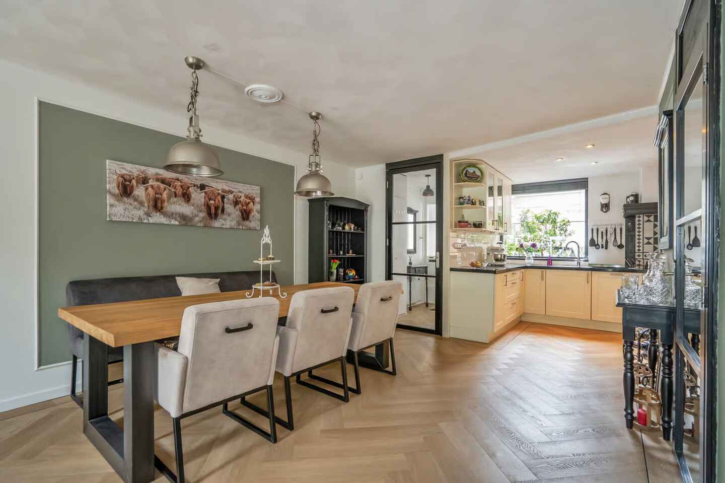 Tussenwoning te koop: Pelikaanhof 38, Leidschendam