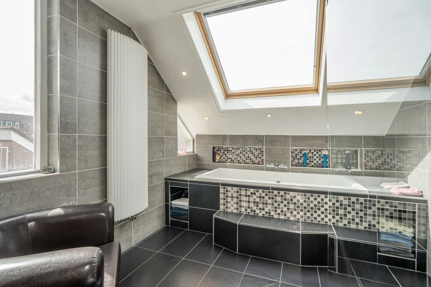 Tussenwoning te koop: Pelikaanhof 38, Leidschendam