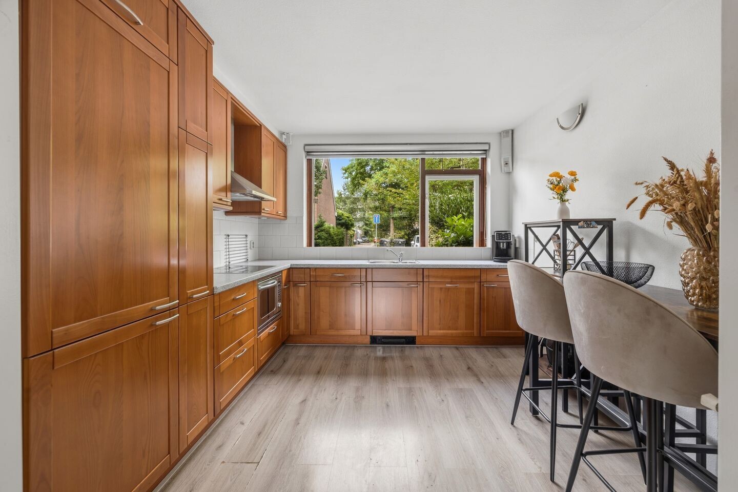 Tussenwoning te koop: Duinmeierij 75, Leidschendam