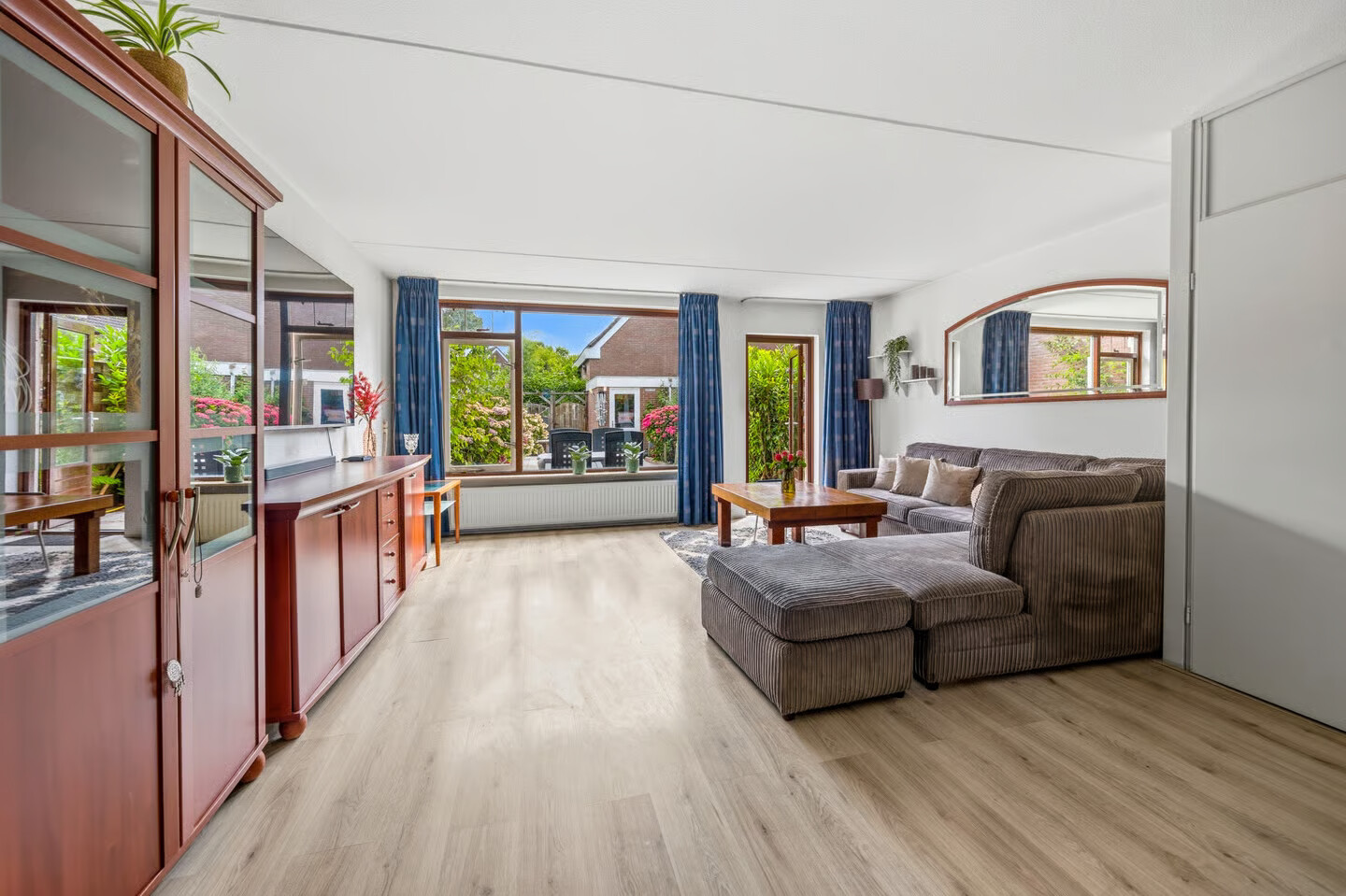 Tussenwoning te koop: Duinmeierij 75, Leidschendam