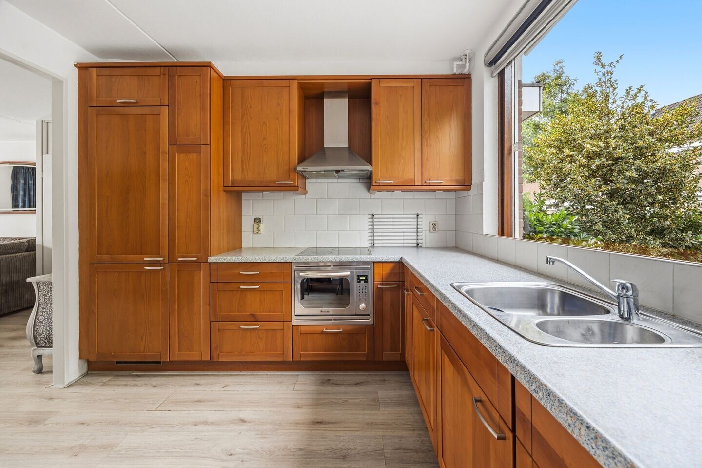 Tussenwoning te koop: Duinmeierij 75, Leidschendam