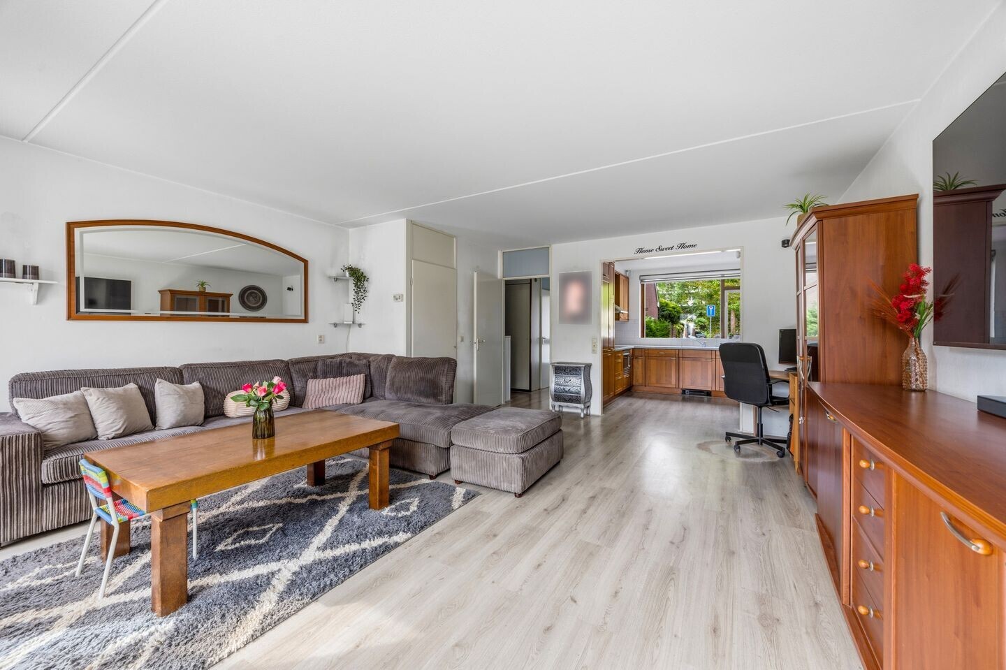 Tussenwoning te koop: Duinmeierij 75, Leidschendam