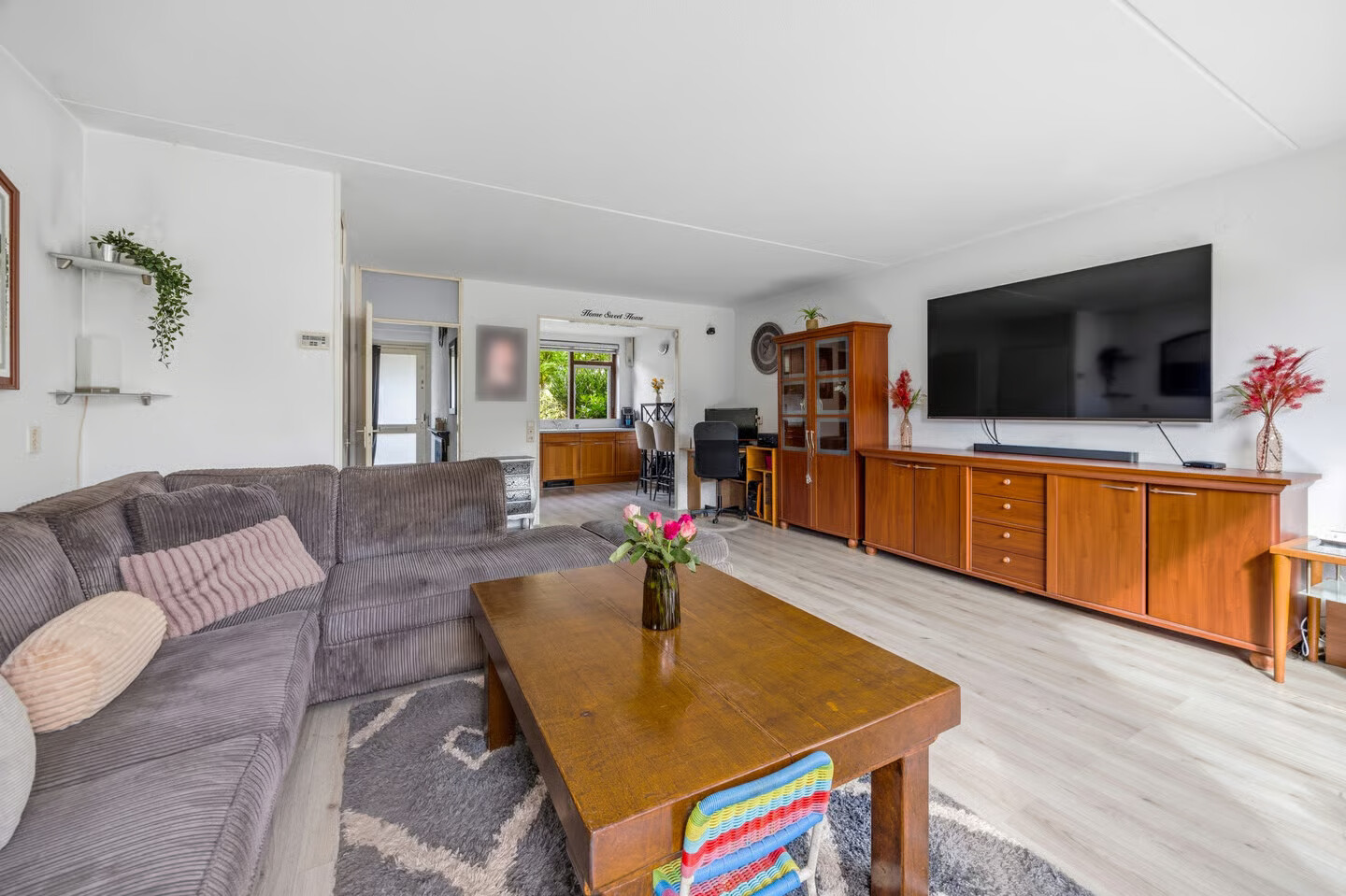 Tussenwoning te koop: Duinmeierij 75, Leidschendam