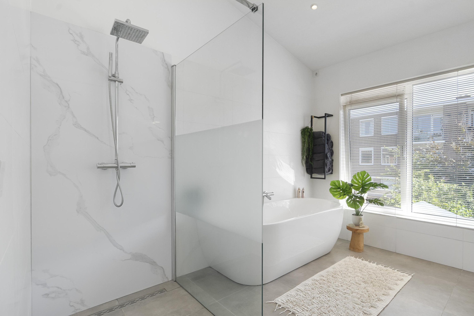 Appartement te koop: Julius Röntgenlaan 14, Leidschendam
